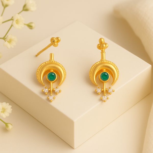 https://akm-img-a-in.tosshub.com/lingo/brt/images/photo_gallery/202507/unniyarcha_rs._4741.00_925_sterling_silver_green_moon_bugadi_pierced.jpg
