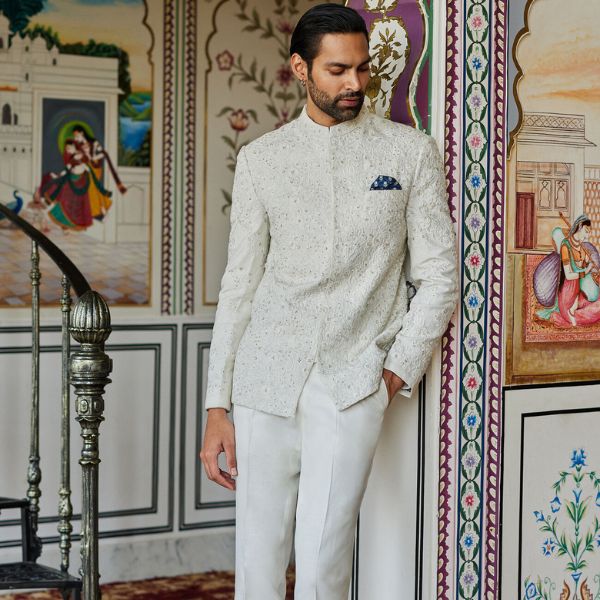 https://akm-img-a-in.tosshub.com/lingo/brt/images/photo_gallery/202508/anita_dongre_dhven_embroidered_silk_bandhgala_-_off_white_rs190000.jpg
