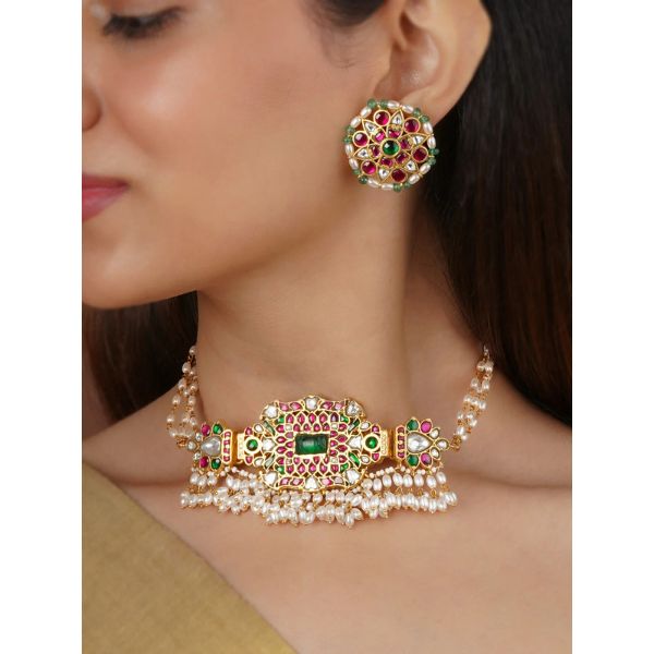 https://akm-img-a-in.tosshub.com/lingo/brt/images/photo_gallery/202508/mortantra_multicolor_gold_plated_temple_necklace_set_-_tmpset226m_rs._13500.jpg