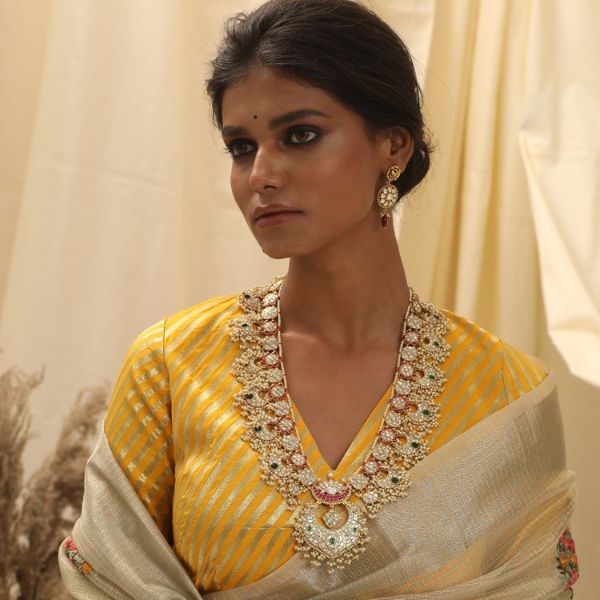 https://akm-img-a-in.tosshub.com/lingo/brt/images/photo_gallery/202508/paksha_by_tarinika_mahnaz_kemp_jadau_silver_guttapusalu_long_necklace_rs._217199.jpg
