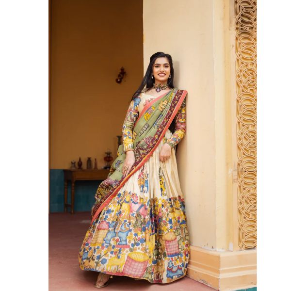 https://akm-img-a-in.tosshub.com/lingo/brt/images/photo_gallery/202508/the_pankhudi_kalamkari_half_saree_set_4549.jpg