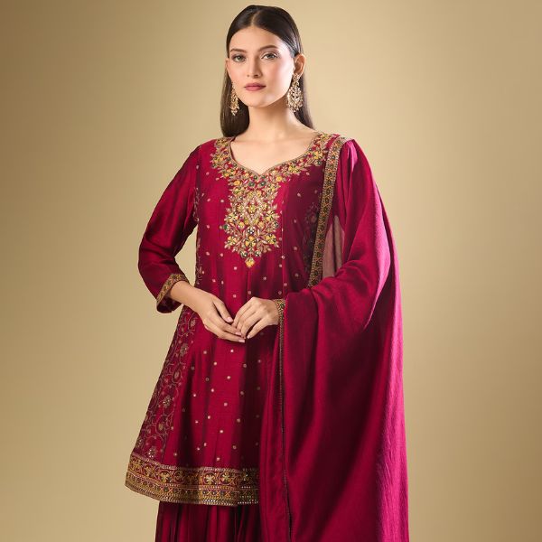 https://akm-img-a-in.tosshub.com/lingo/brt/images/photo_gallery/202510/samyukta_singhania_maroon_silk_sequins_zari_asymmetric_gullista_embroidered_kurta_sharara_set_rs14900.jpg