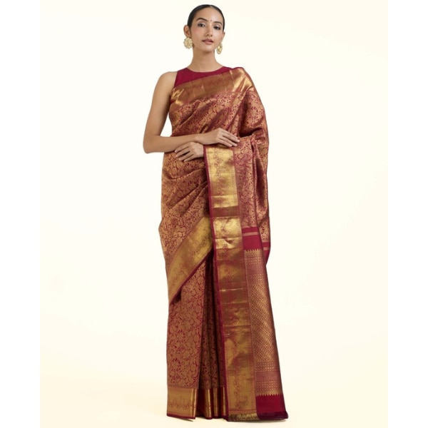 https://akm-img-a-in.tosshub.com/lingo/brt/images/photo_gallery/202601/swadesh_light_pink_silk_kancheepuram_saree_rs87999.png