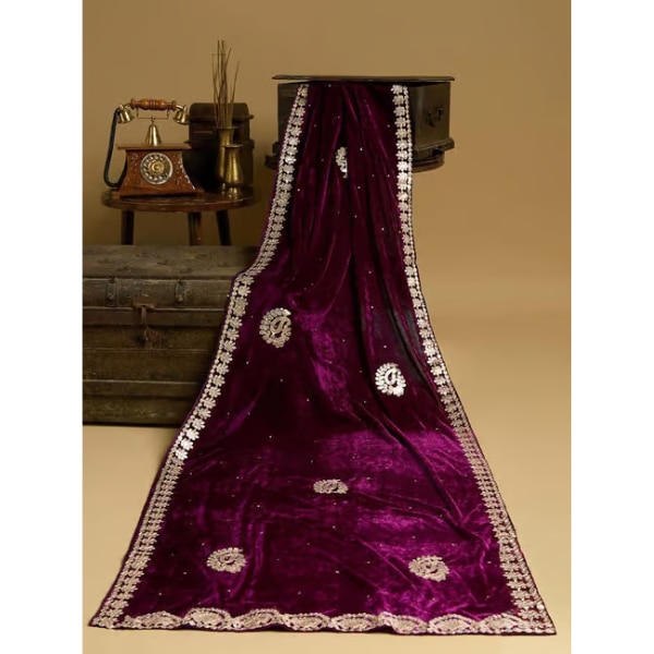 https://akm-img-a-in.tosshub.com/lingo/brt/images/photo_gallery/202602/globus_women_purple_paisley_embroidered_gota_patti_detail_embellished_velvet_festive_dupatta_rs1899.png