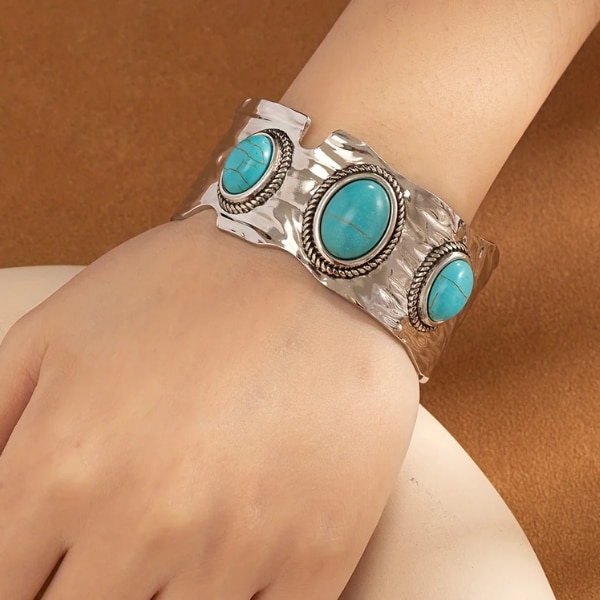 https://akm-img-a-in.tosshub.com/lingo/brt/images/photo_gallery/202604/bling_queen_vintage_bohemian_style_turquoise_iron_egg_open_bracelet_rs1299.png
