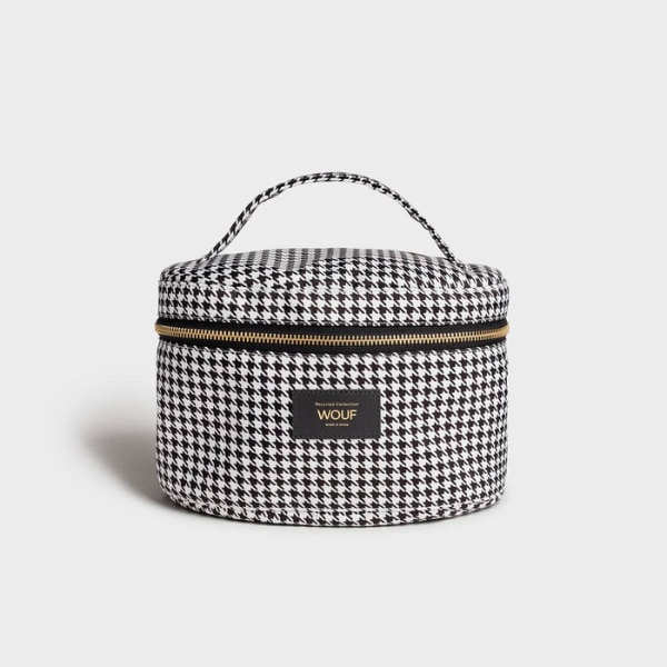 https://akm-img-a-in.tosshub.com/lingo/brt/images/photo_gallery/202605/wouf_barcelona_celine_vanity_bag_rs5195.png