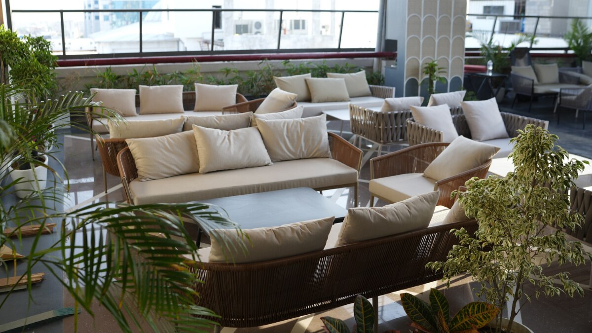 Jaipur has a new cocktail bar and it’s perfect for your destination