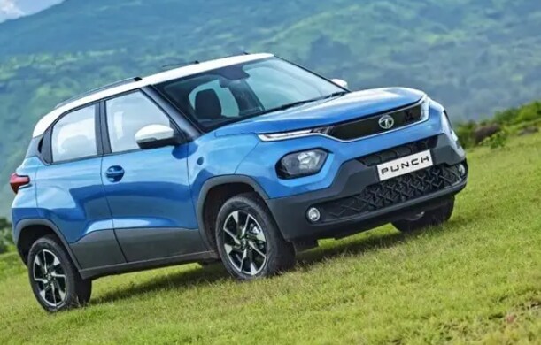 इन्फोटेनमेंट सिस्टम और अन्य फीचर्स इन्फोटेनमेंट सिस्टम और अन्य फीचर्स