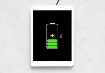 लंबी बैटरी और फास्ट चार्जिंग लंबी बैटरी और फास्ट चार्जिंग