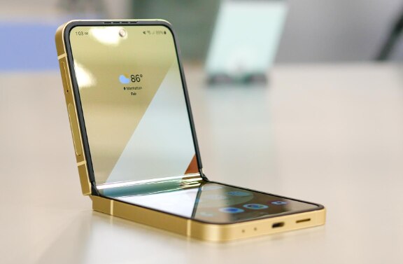 बैटरी लाइफ़: एक पूरा दिन बैटरी लाइफ़: एक पूरा दिन