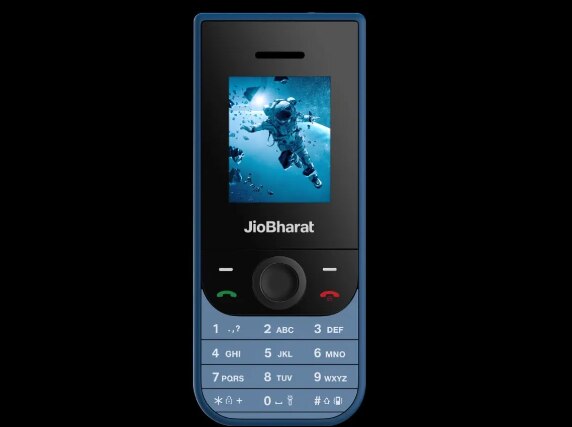 मनोरंजन और भुगतान सुविधाएं