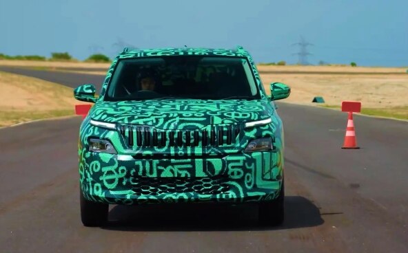 प्लेटफॉर्म और डिजाइन प्लेटफॉर्म और डिजाइन