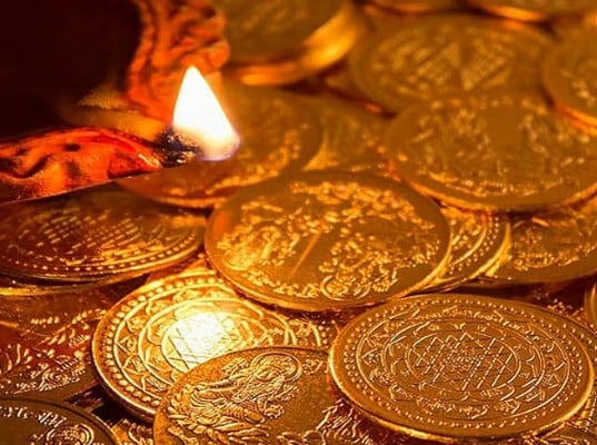 धनतेरस पर खरीदारी धनतेरस पर खरीदारी