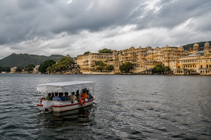 Pichola Lake Udaipur Pichola Lake Udaipur