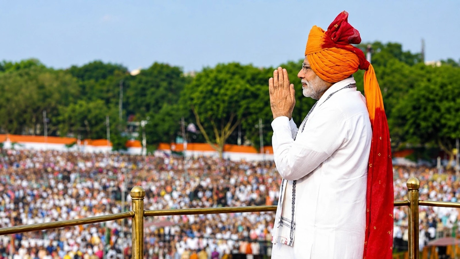 PM Modi Turban Looks Since 2014