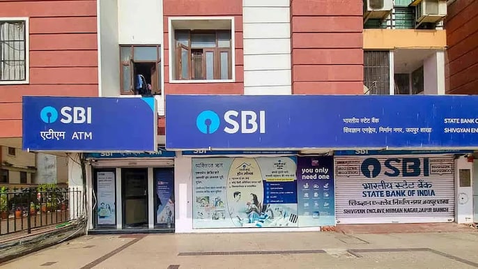 ₹5 लाख की FD पर कितना रिटर्न? ₹5 लाख की FD पर कितना रिटर्न?