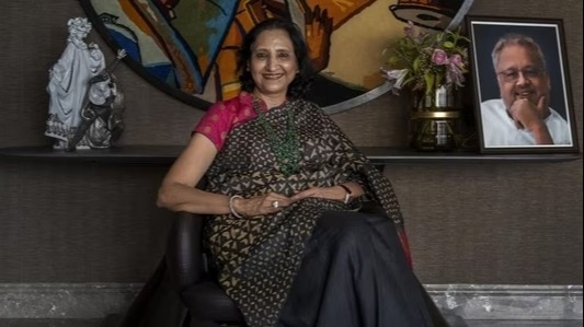 भारत के बिगबुल कहे जाने वाले स्वर्गीय राकेश झुनझुवाला की पत्नी रेखा झुनझुनवाला