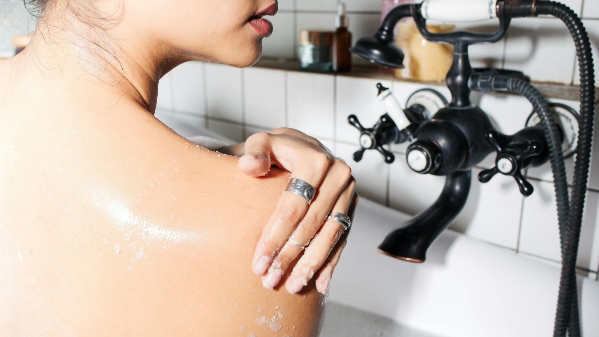 Body acne, who? These AHA-BHA products are your monsoon skin saviours