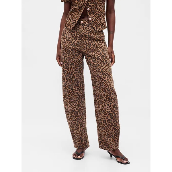 Gap High Rise Barrel Jeans, ₹8,596 approx. 