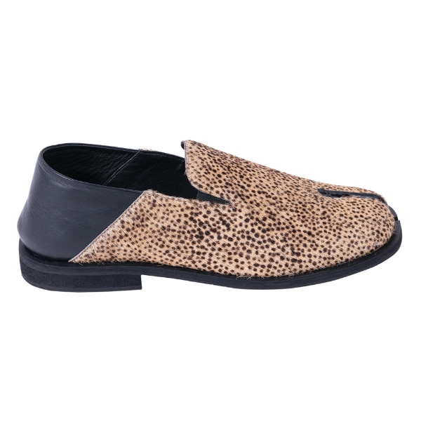 Jeetinder Sandhu Tabi Babouche, ₹11,500