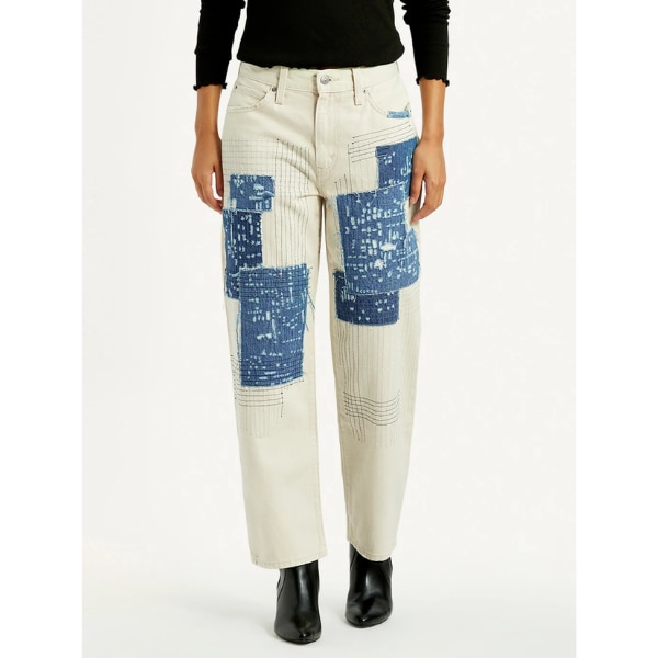 Levi's Women's Cream Baggy Fit Mid Rise Jeans, ₹7,369
