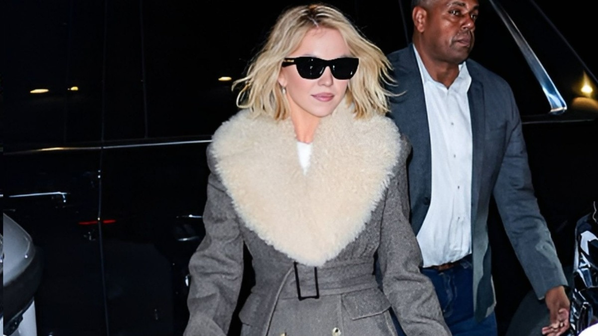 Faux fur-trim jackets that will turn every sidewalk into a soft-focus moment