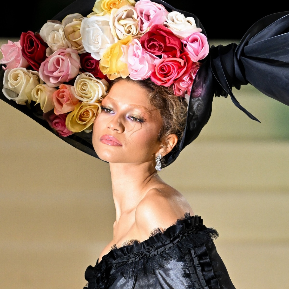 Get your hands on these floral accessories for the onset of Spring