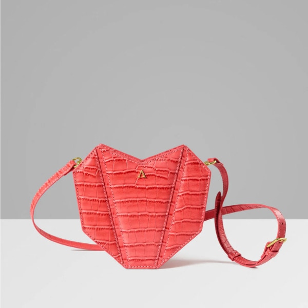 Akinna Louv Heart, ₹16,800