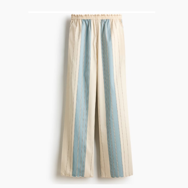 H&M Loose-Fit Poplin Trousers, ₹2,999