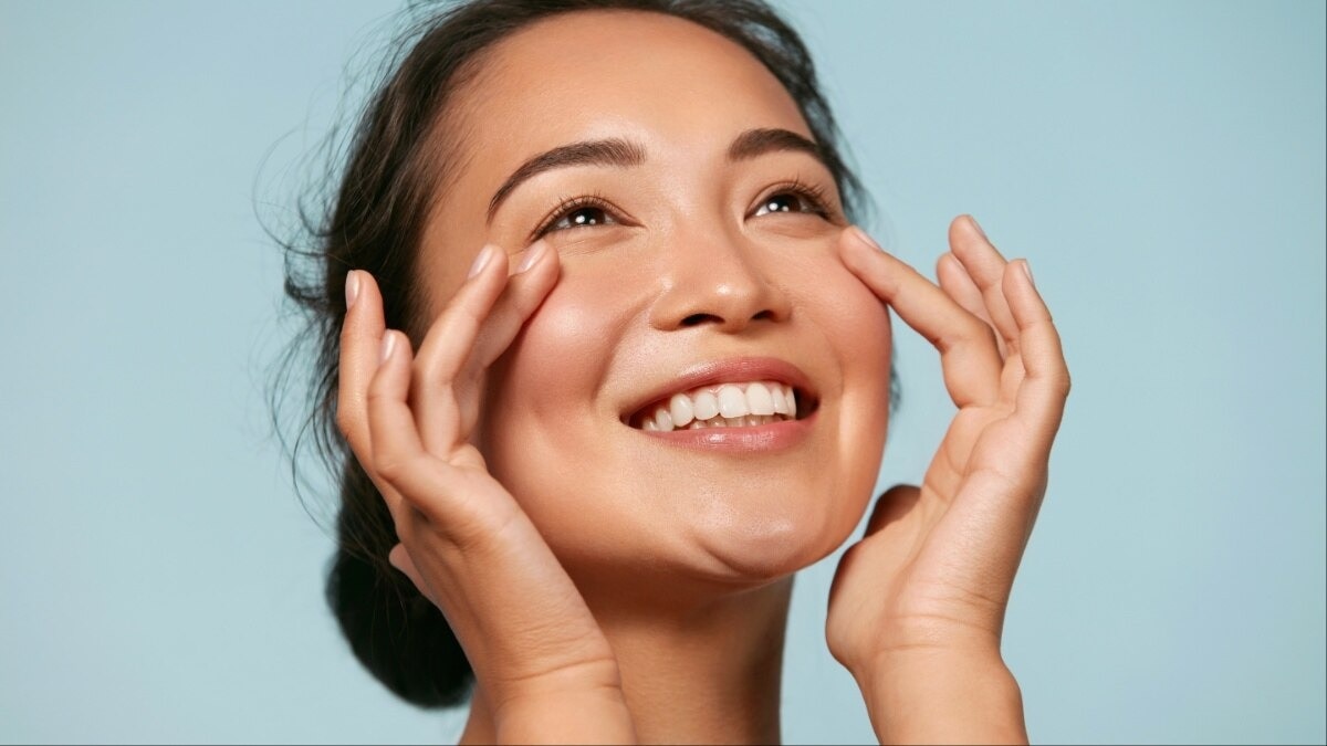 Your monsoon skincare routine needs these hyaluronic acid heroes