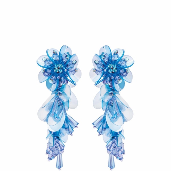 Oscar de la Renta Flower Beaded Earrings, ₹45,794 approx.