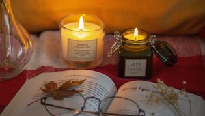Make your space smell like fall with these cosy scented candles Make your space smell like fall with these cosy scented candles