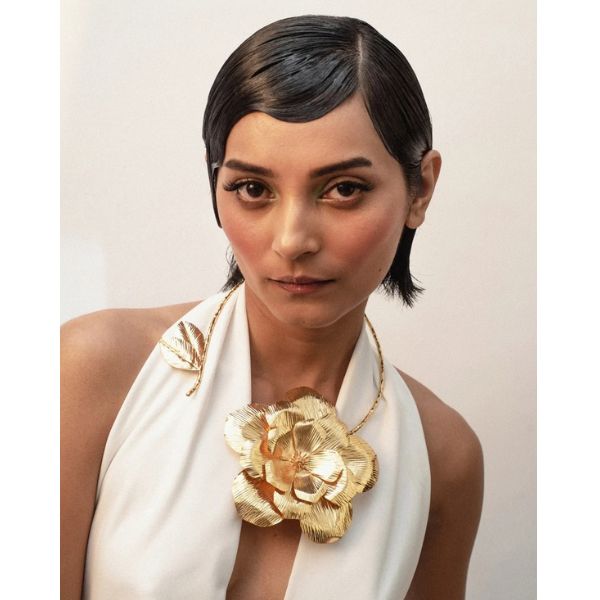 Azga Rossa Necklace, ₹11,500