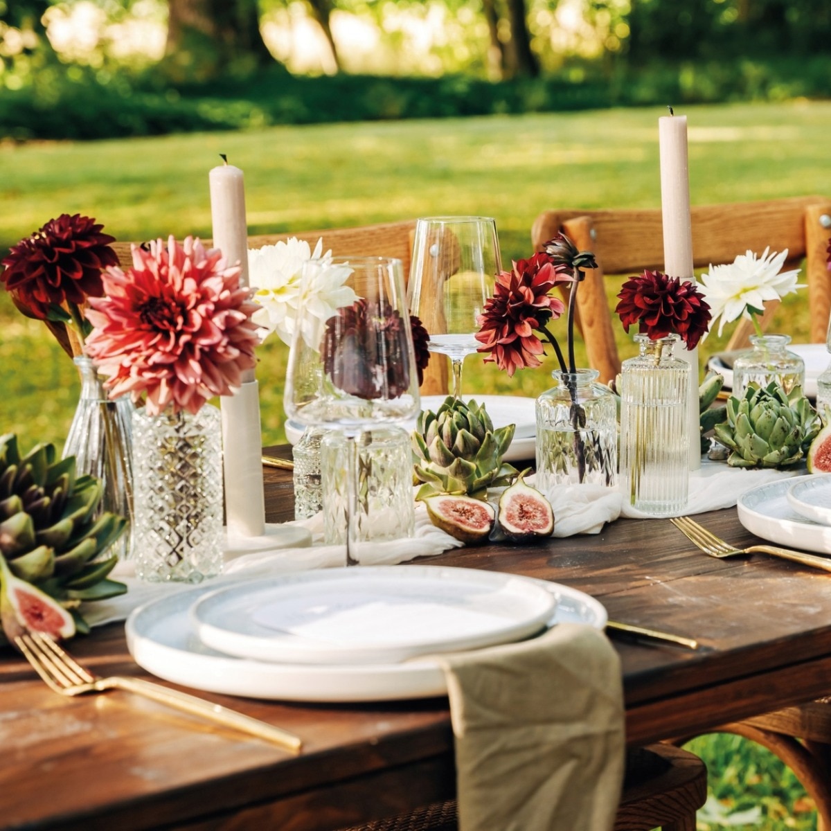 Make room for these very pretty table décor finds