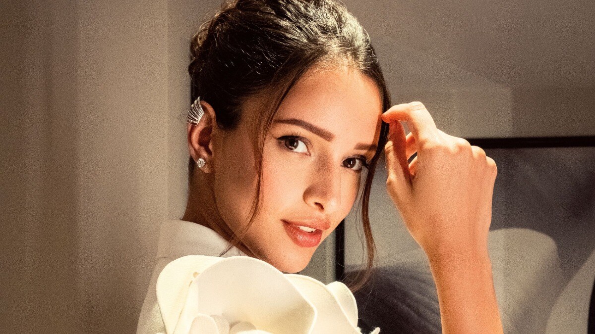 Earrings that will help you nail the corpcore trend in style  Earrings that will help you nail the corpcore trend in style