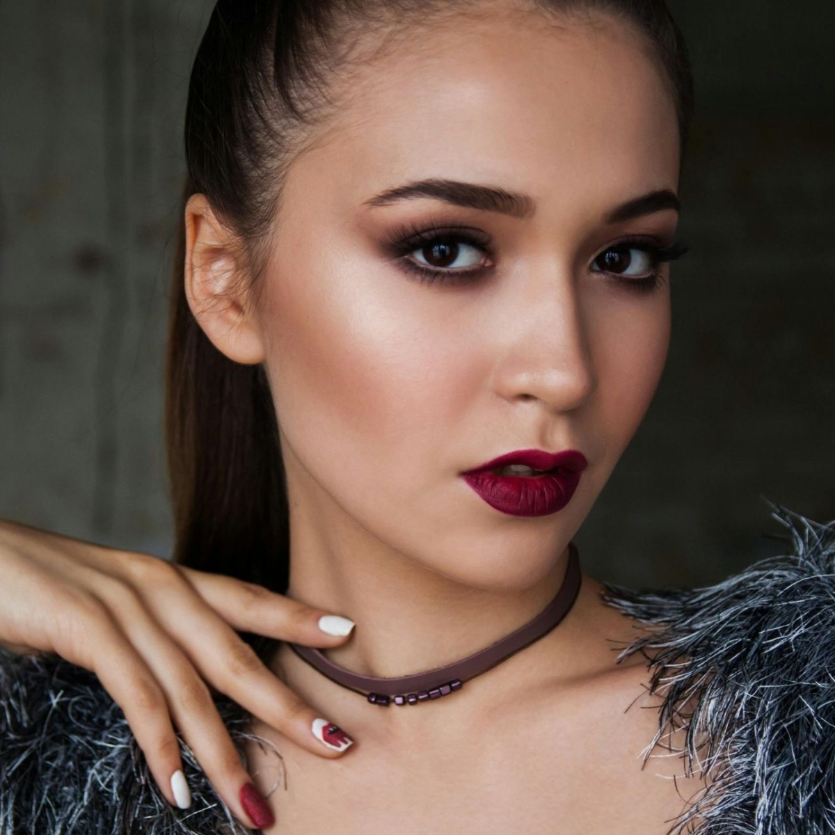 The best blush placement for each face shape, according to a makeup artist