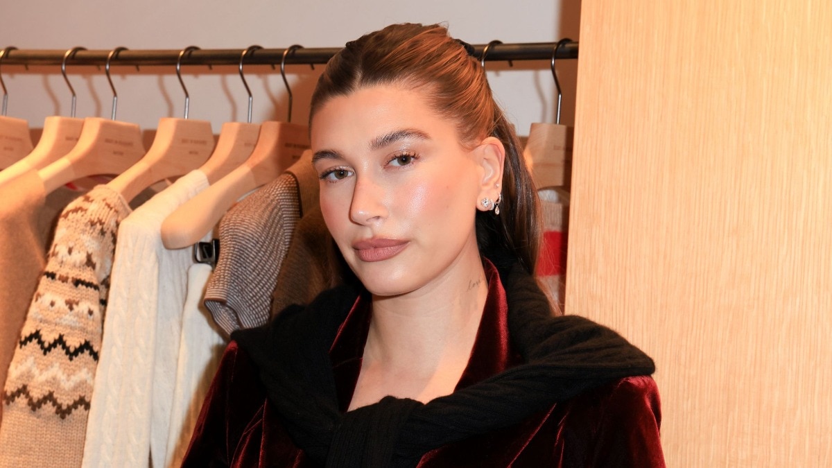 Blush veiling is fall's newest beauty trend and here's how you can ace it