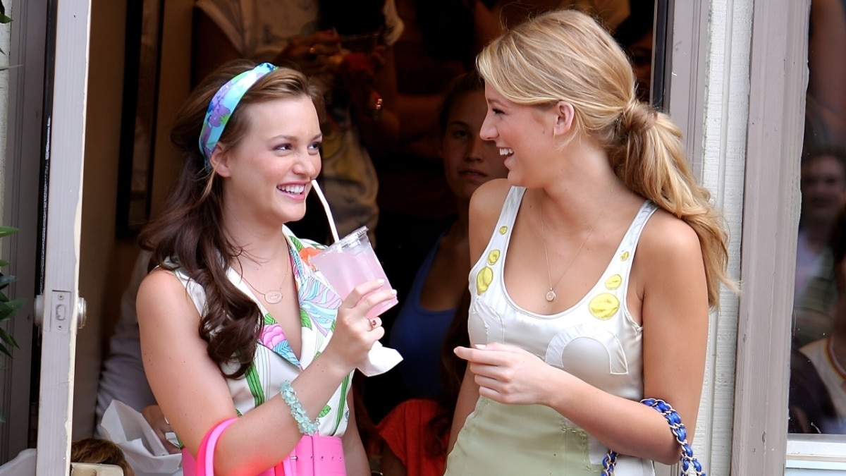 Yes, gossiping makes you smarter! We have proof 