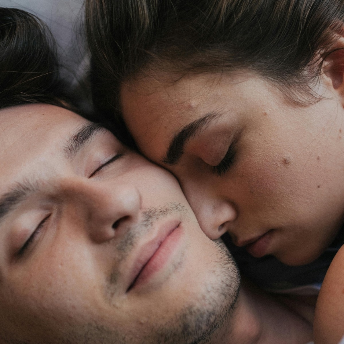Is there really a ‘happy couple’ checklist?