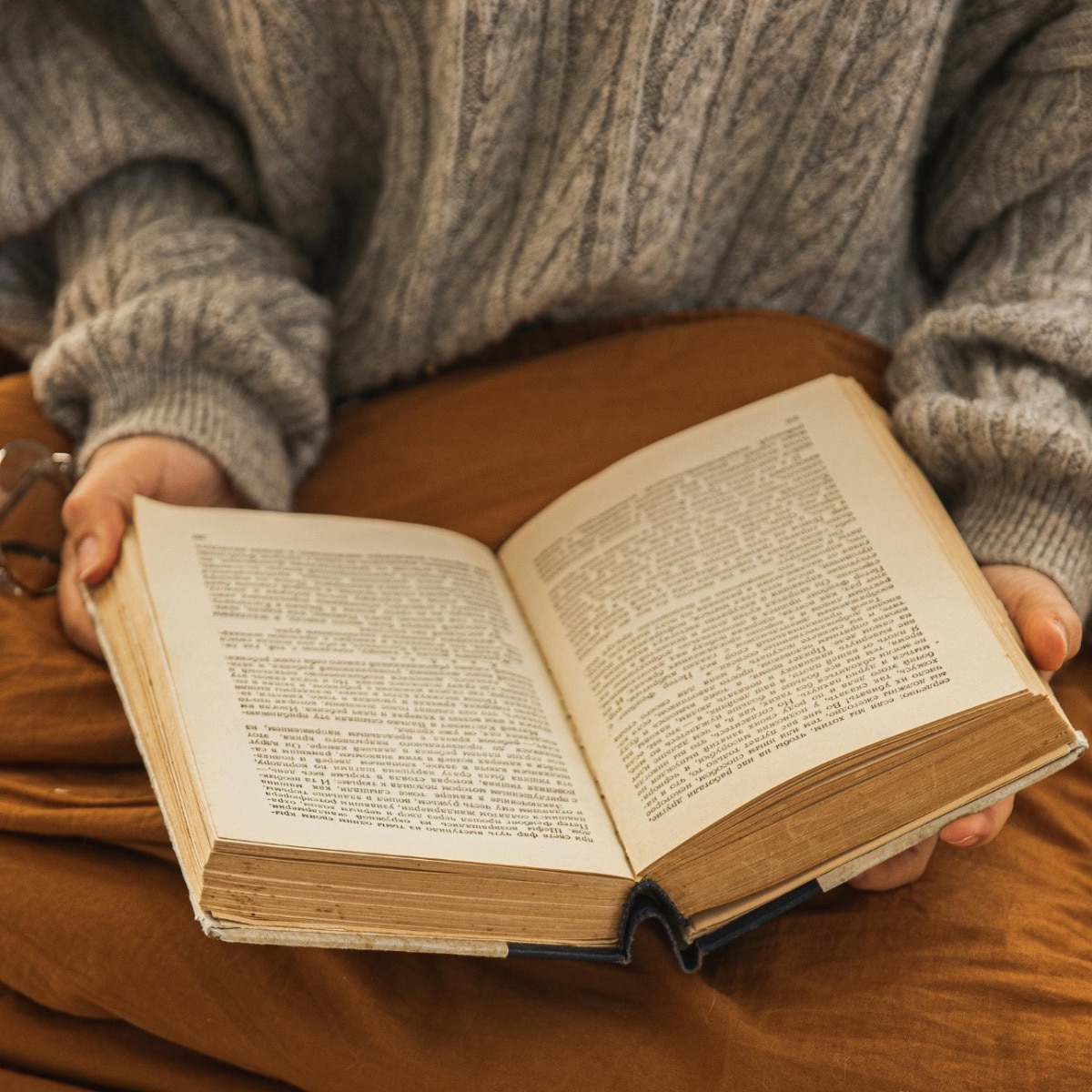 7 steamy romance reads that are guaranteed to heat up your year-end slump