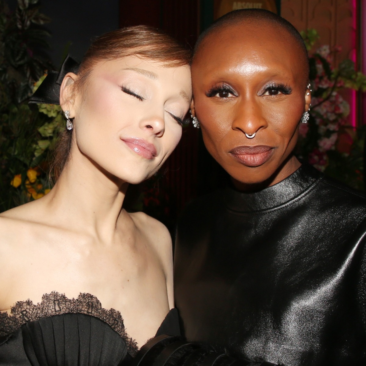 The real reason why Ariana Grande and Cynthia Erivo were always touching on the ‘Wicked’ press tour