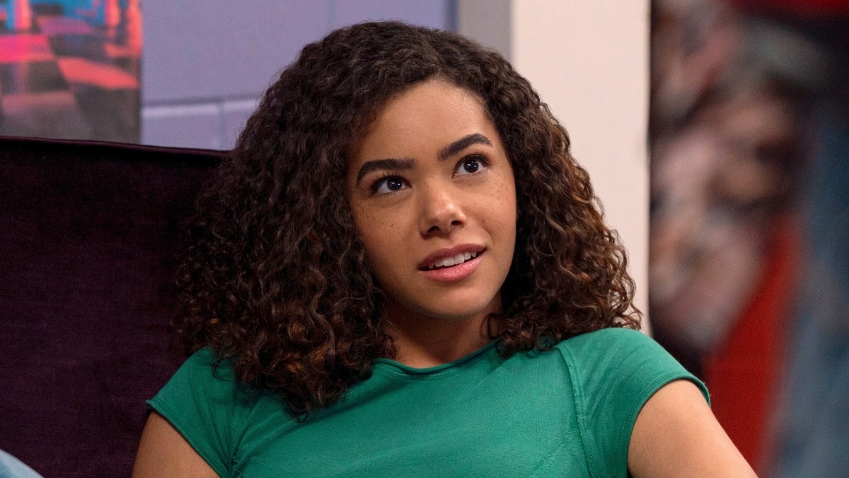 The lazy girl’s guide to looking like you slept eight hours (even if you didn't) 