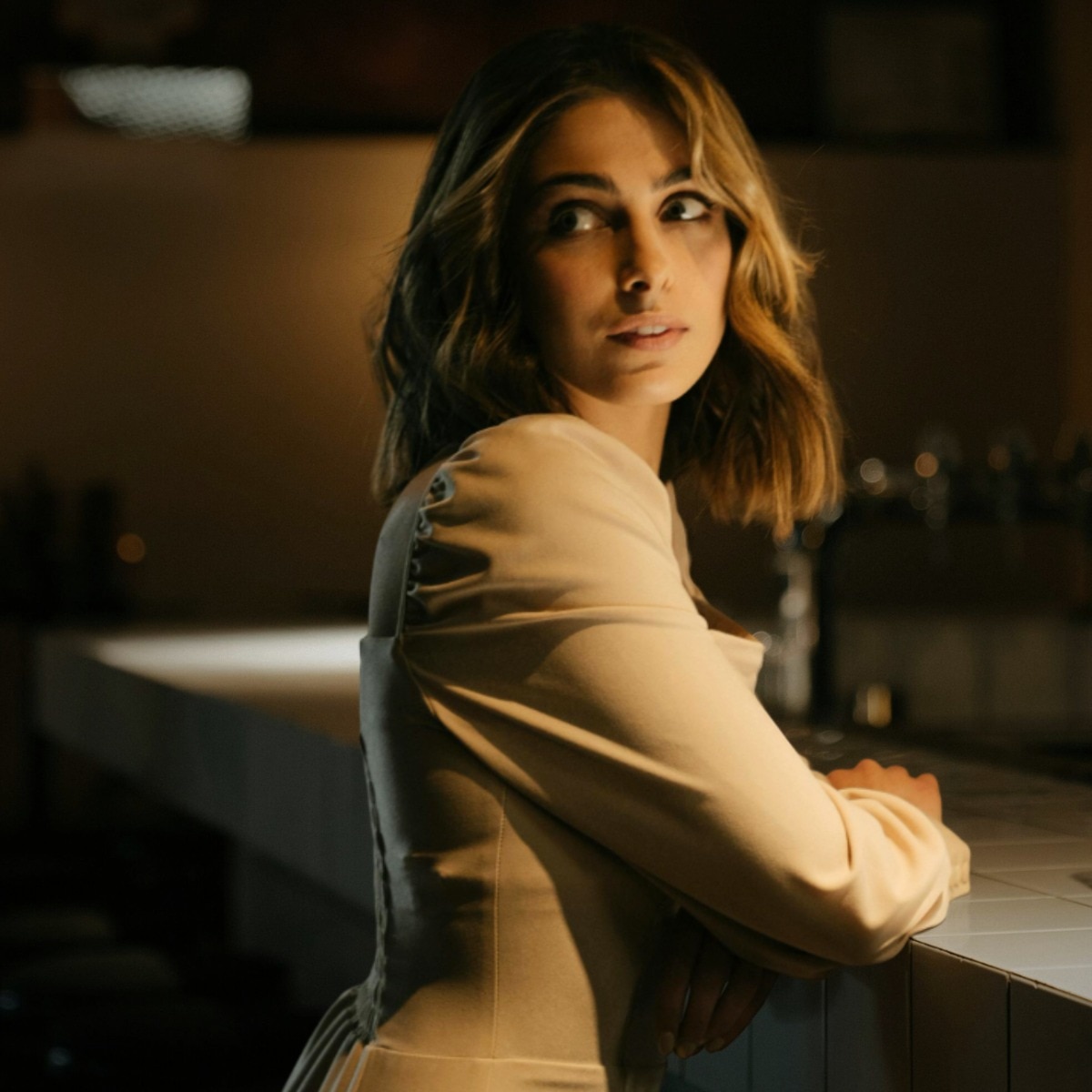 How to sit at the bar alone and actually meet people instead of just staring at your phone the whole time