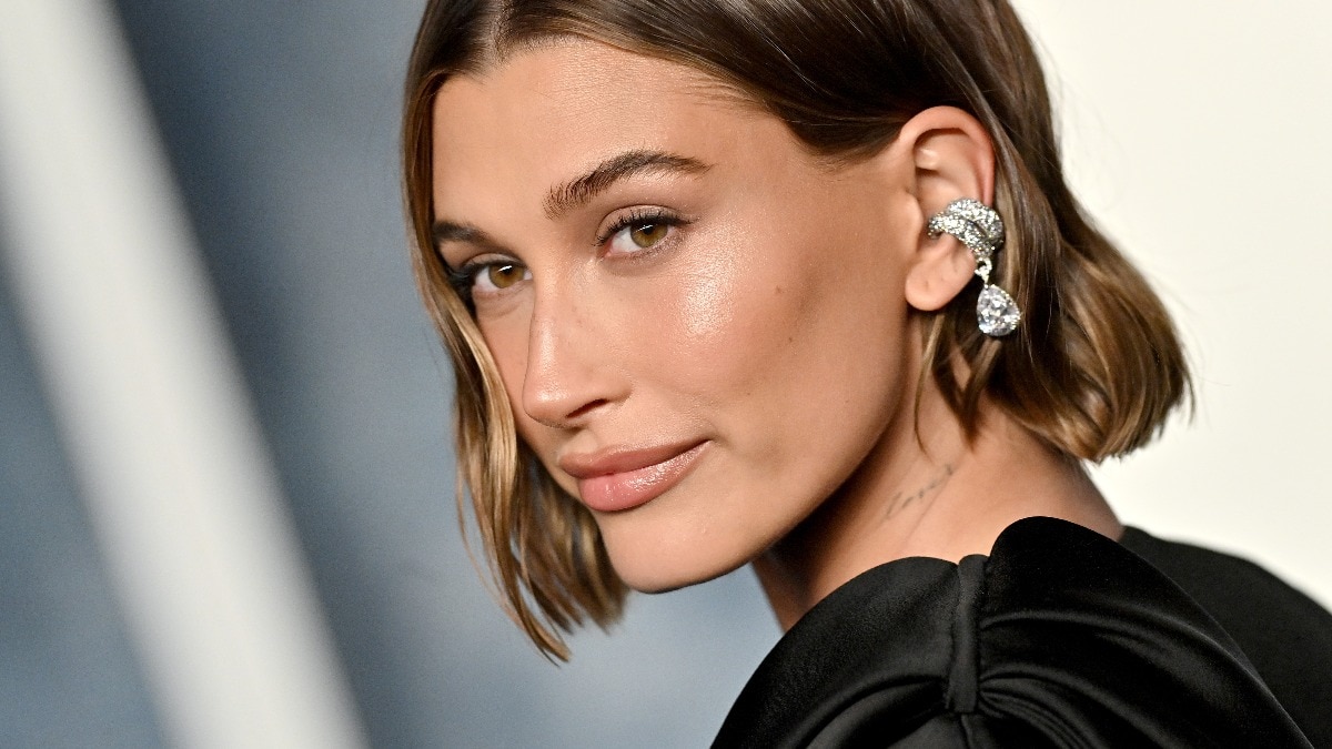 Your guide to all the cute accessories for elevating every party look! 