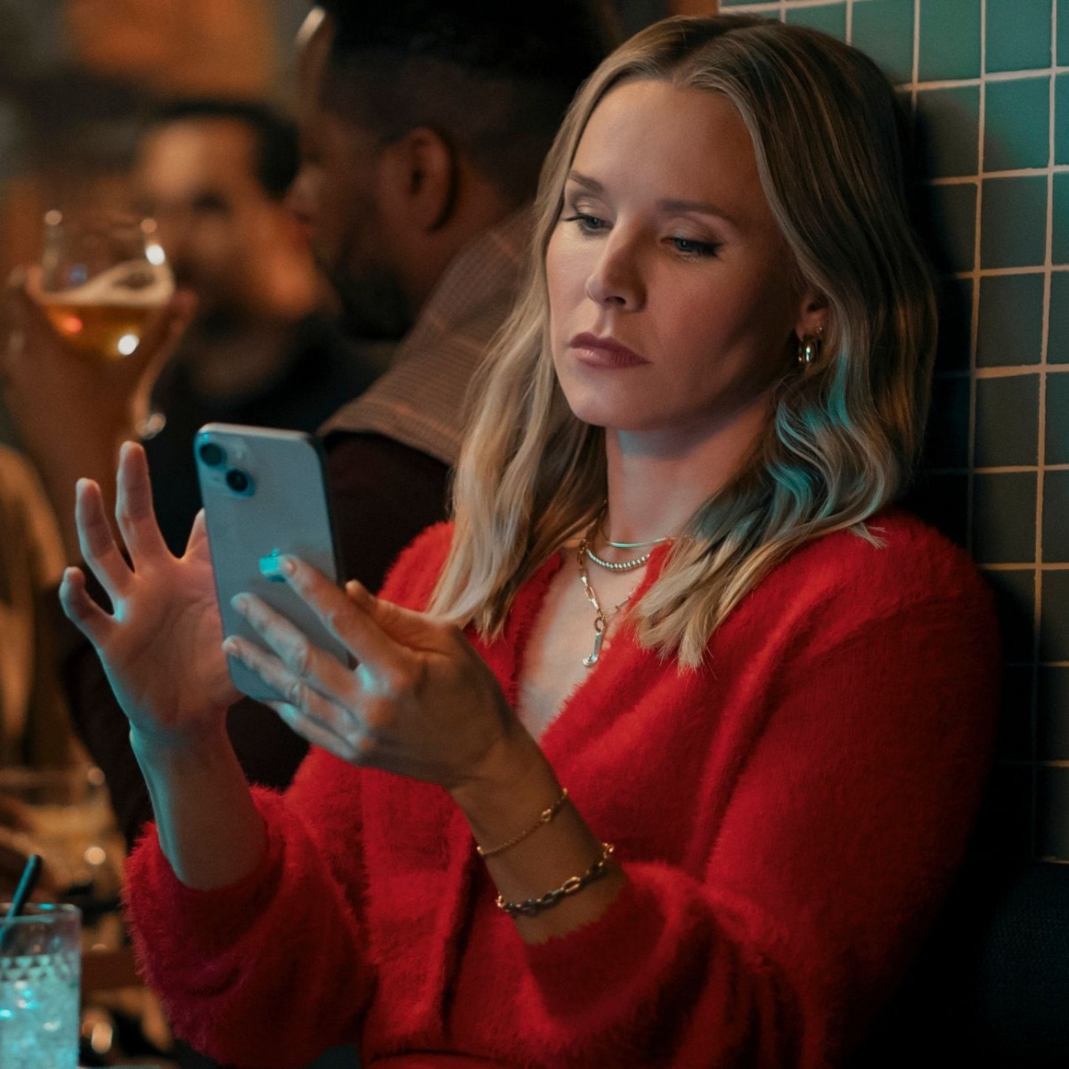 How to break your screen addiction without going off the grid