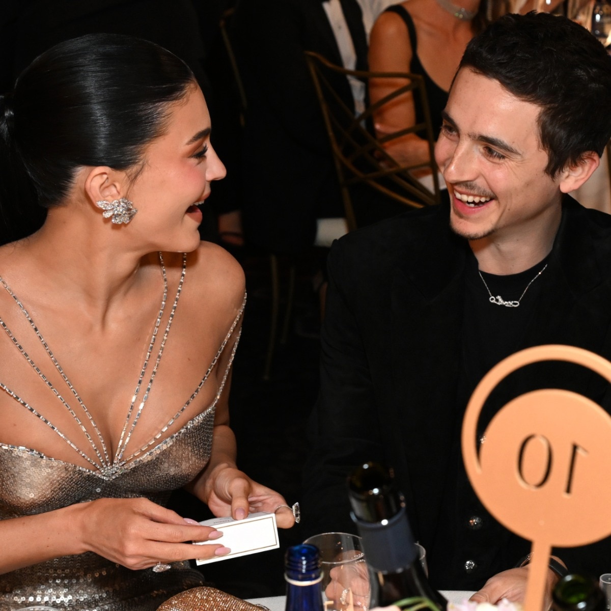 The truth behind the viral 'Kylie Jenner-Chalamet' name card at Golden Globes 2026