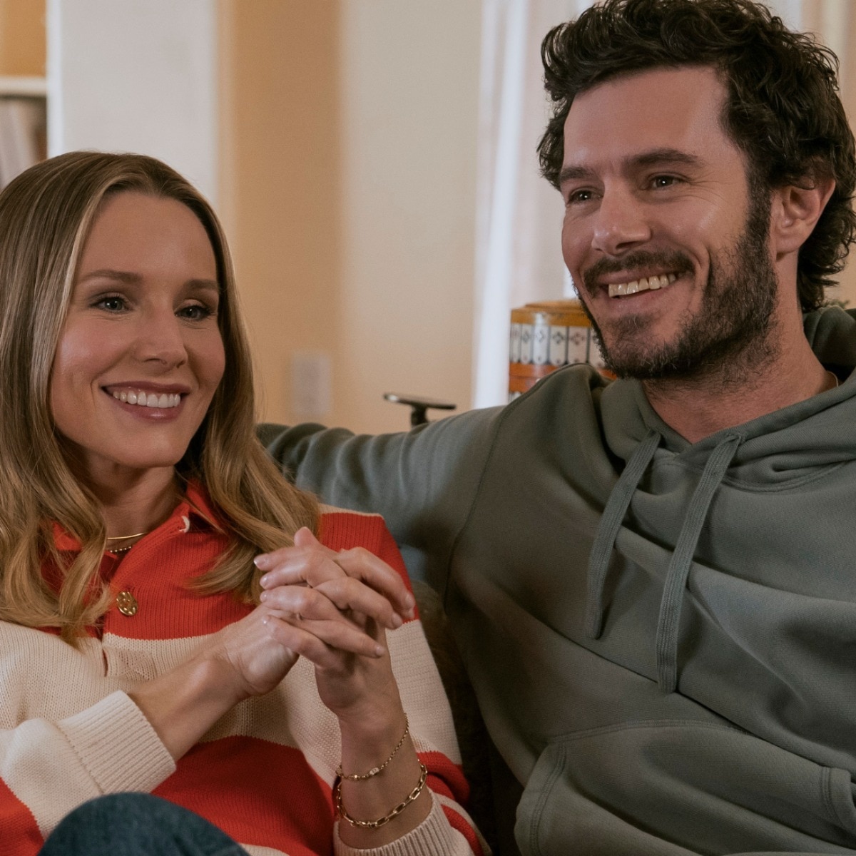 What is the 2-2-2 rule to keep your love life happening?