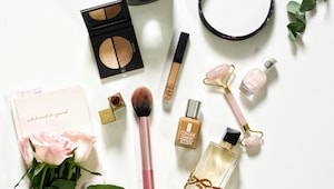 Your hot girl summer makeup kit needs to include these essentials that do it all Your hot girl summer makeup kit needs to include these essentials that do it all