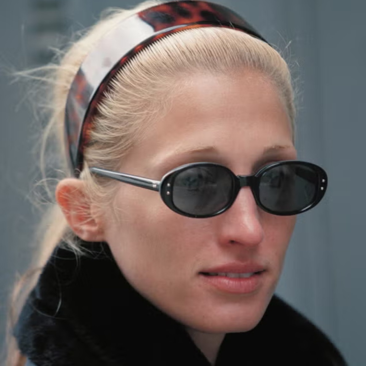 6 hair and makeup moments that made carolyn bessette-kennedy the original cool girl