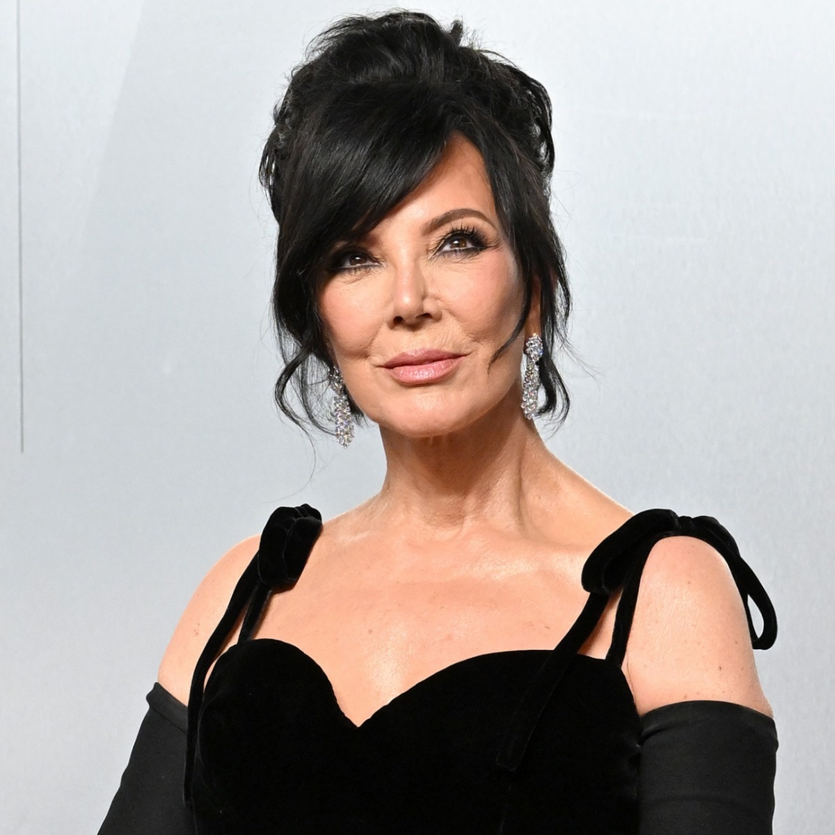 Why everyone in China suddenly has Kris Jenner as their profile picture?